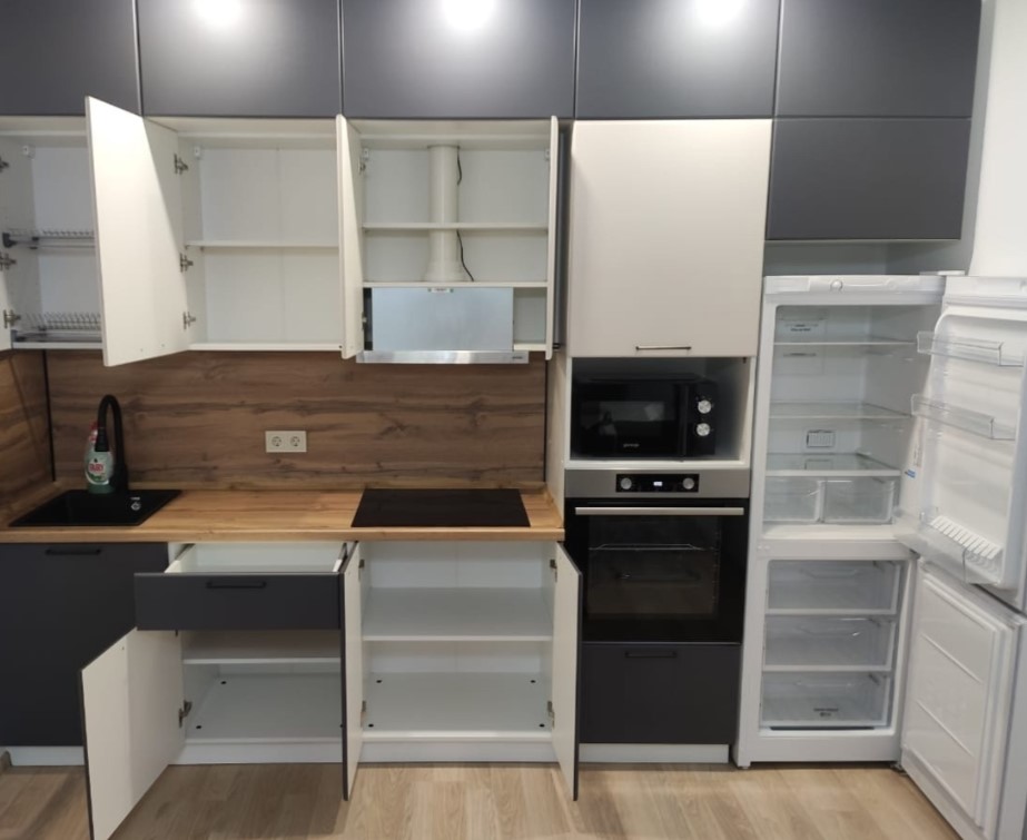 Прямая кухня в квартире фото