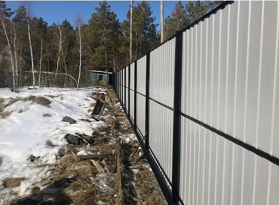 Забор из профнастила 153 метра фото 2